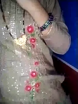 Snapshot of Komal-Rajput chatting on 09.27.25 Komal-Rajput online show from 09.27.25