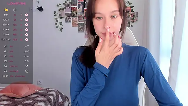 Snapshot of _Alissaa chatting on 10.01.25  Alissaa online show from 10.01.25