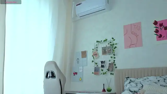  Alissaa online show from 05.29.26