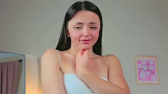 Snapshot of OliviaKis_ chatting on 09.18.25 OliviaKis online show from 09.18.25