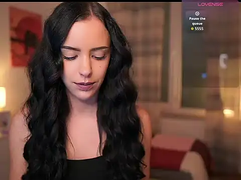 Snapshot of honey__kate chatting on 10.14.25 honey  kate online show from 10.14.25