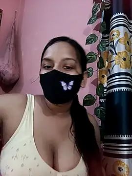 Snapshot of Samiya3344 chatting on 10.17.25 Samiya3344 online show from 10.17.25