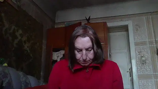 AnnaLive570 online show from 10.13.25