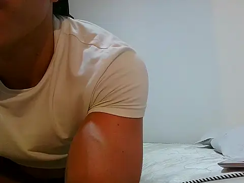 0anonimo bottom1 online show from 04.14.26