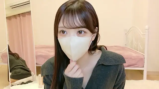 roachan  online show from 01.14.26