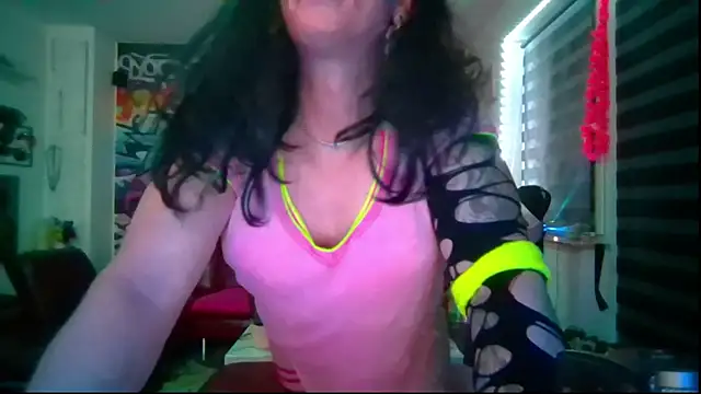 hellgirl1980 online show from 05.15.26