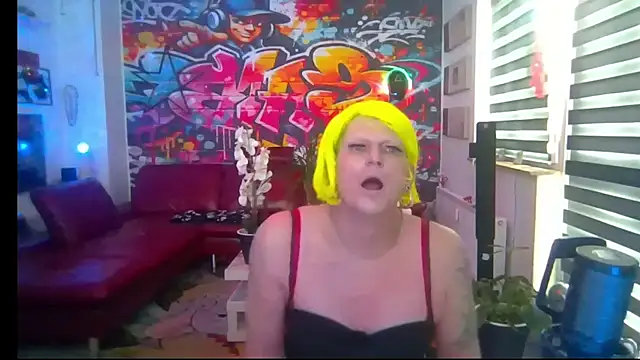 hellgirl1980 online show from 06.14.26