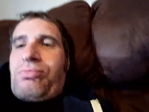 Snapshot of Gain2in1 chatting on 11.03.25 Gain2in1 online show from 11.03.25