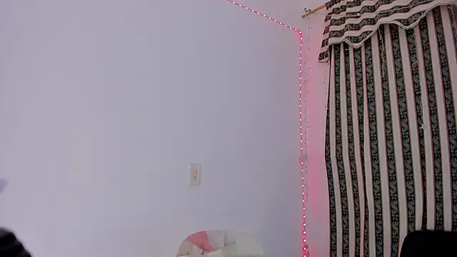 roselyn caprice online show from 02.19.26