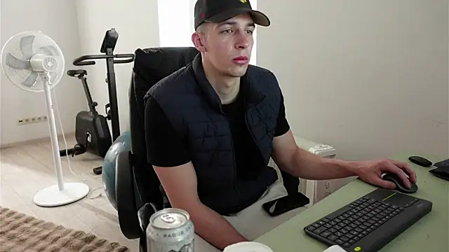 Ryan Dozer online show from 05.09.26