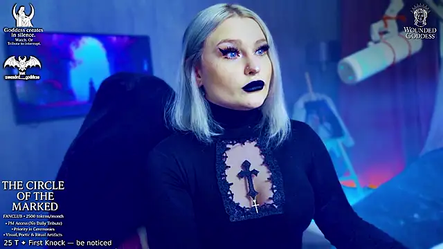 Snapshot of Wounded_Goddess_ chatting on 02.07.26 Wounded Goddess online show from 02.07.26