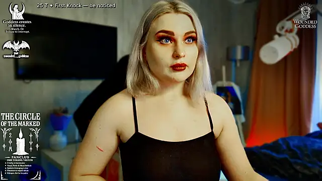 Snapshot of Wounded_Goddess_ chatting on 02.10.26 Wounded Goddess online show from 02.10.26