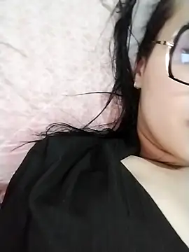 Snapshot of JOLSP chatting on 10.25.25 JOLSP online show from 10.25.25