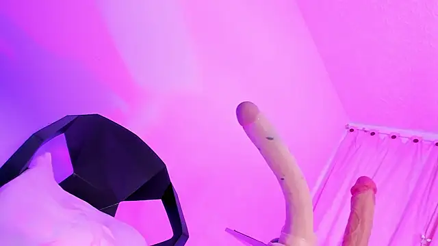 francesca suzett  online show from 10.11.25