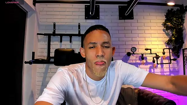 B Wild online show from 09.24.25