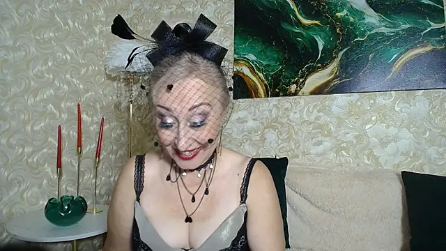  Sara  Smith  online show from 09.12.25