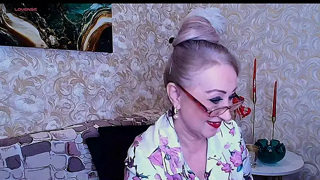  Sara  Smith  online show from 02.23.26