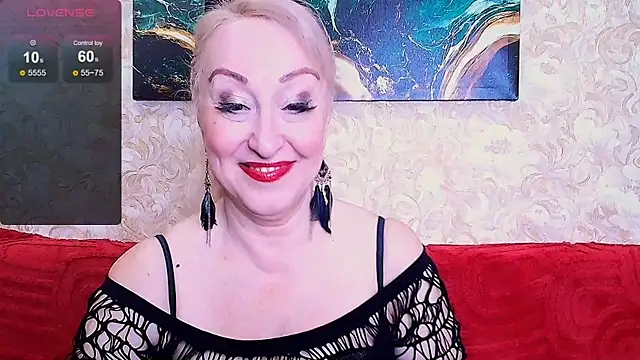  Sara  Smith  online show from 04.27.26
