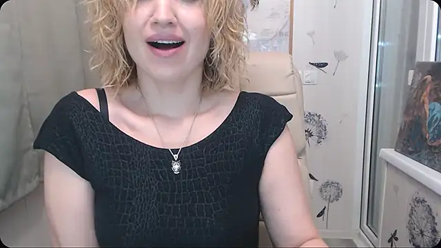 KatrinAlluring online show from 11.24.25