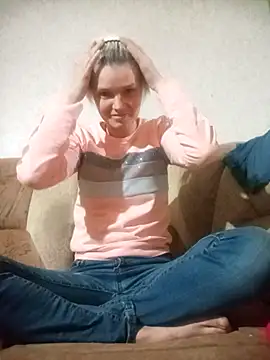 SaraSnow  online show from 02.28.26