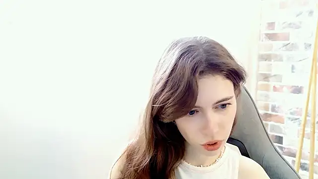 Yoka paradoXXX online show from 09.10.25