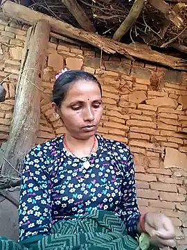 Snapshot of KIRTI12_HOT chatting on 09.23.25 KIRTI12 HOT online show from 09.23.25