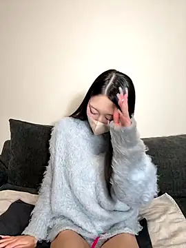 Snapshot of sirochan_ chatting on 12.05.25 sirochan online show from 12.05.25