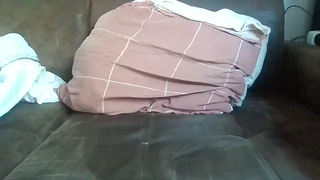 Snapshot of mecchauddu14 chatting on 11.24.25 mecchauddu14 online show from 11.24.25