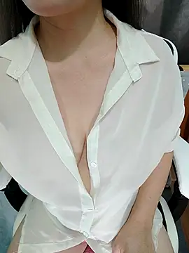 LadyMaiMai online show from 11.05.25