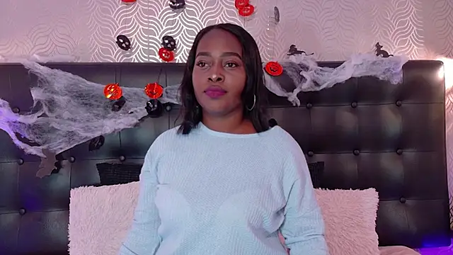 NaiaraMasson  online show from 10.20.25