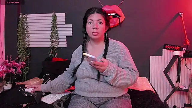 kinky momm online show from 08.04.26
