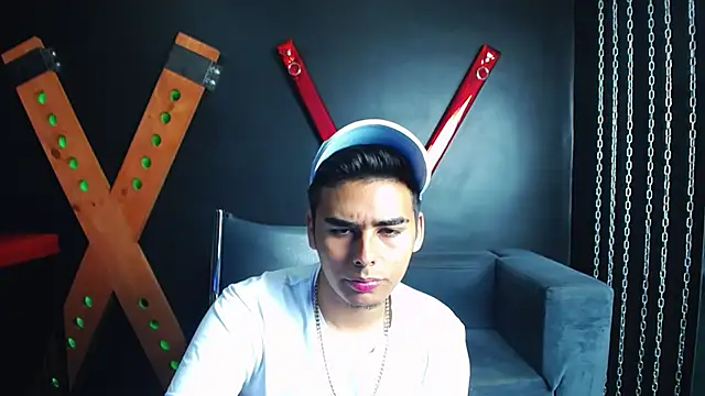 Matthewlodge online show from 09.22.25