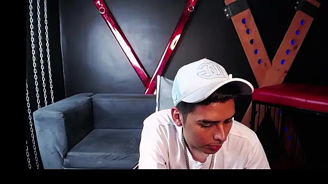 Matthewlodge online show from 10.16.25