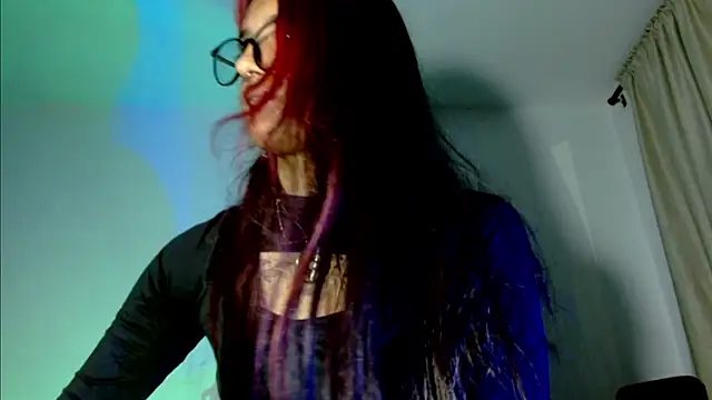 carolinerue online show from 02.08.26