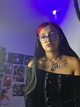 carolinerue online show from 06.21.26