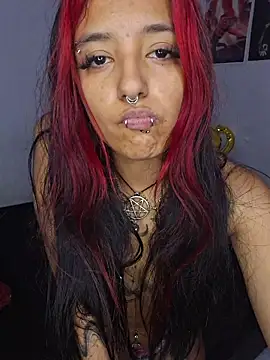 carolinerue online show from 06.22.26
