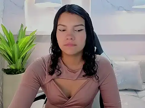 Snapshot of antonela_tp chatting on 10.02.25 antonela tp online show from 10.02.25