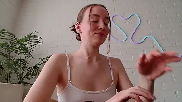 WhitePrincessLuna online show from 04.27.26