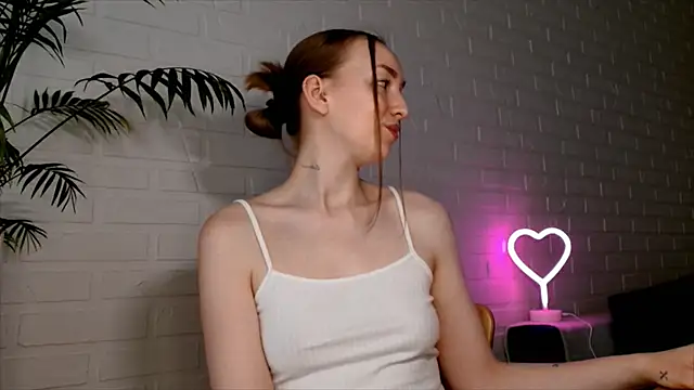 WhitePrincessLuna online show from 07.27.26