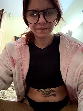 Snapshot of Brutecia2002 chatting on 01.11.26 Brutecia2002 online show from 01.11.26