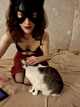 SecretIna online show from 01.08.26