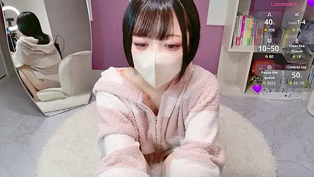 Snapshot of miko_nyan chatting on 04.02.26 miko nyan online show from 04.02.26