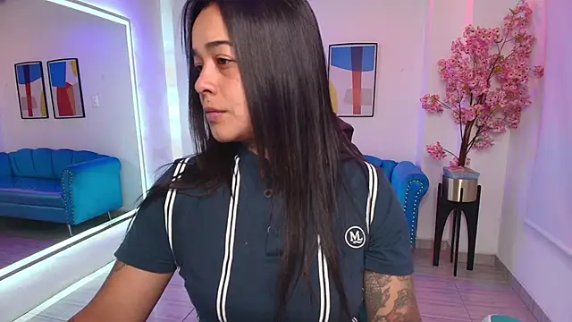 Black roseee online show from 06.13.26