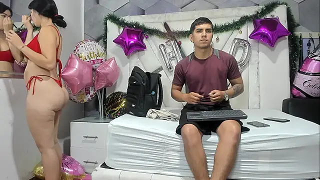 Sarahwalkerr online show from 12.05.25