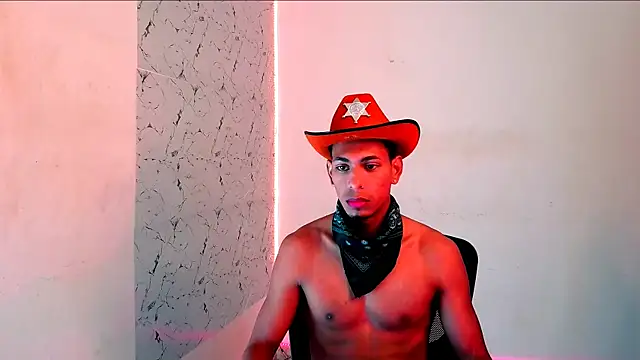 Snapshot of lorian_vikel chatting on 09.27.25 lorian vikel online show from 09.27.25