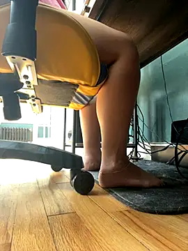 PlayWithBrittany online show from 09.09.25