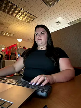 PlayWithBrittany online show from 10.22.25