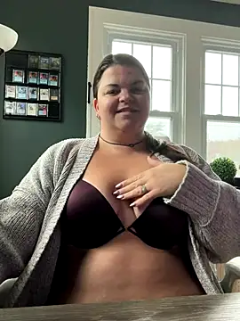 PlayWithBrittany online show from 10.29.25