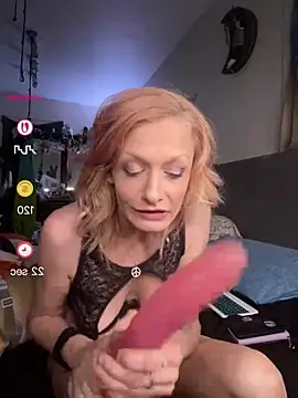Snapshot of Daphneflor chatting on 07.02.26 Daphneflor online show from 07.02.26