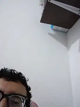 Snapshot of Santiagoqro85 chatting on 03.08.26 Santiagoqro85 online show from 03.08.26